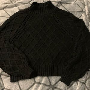 AEO Cropped Knit Sweater Size Medium